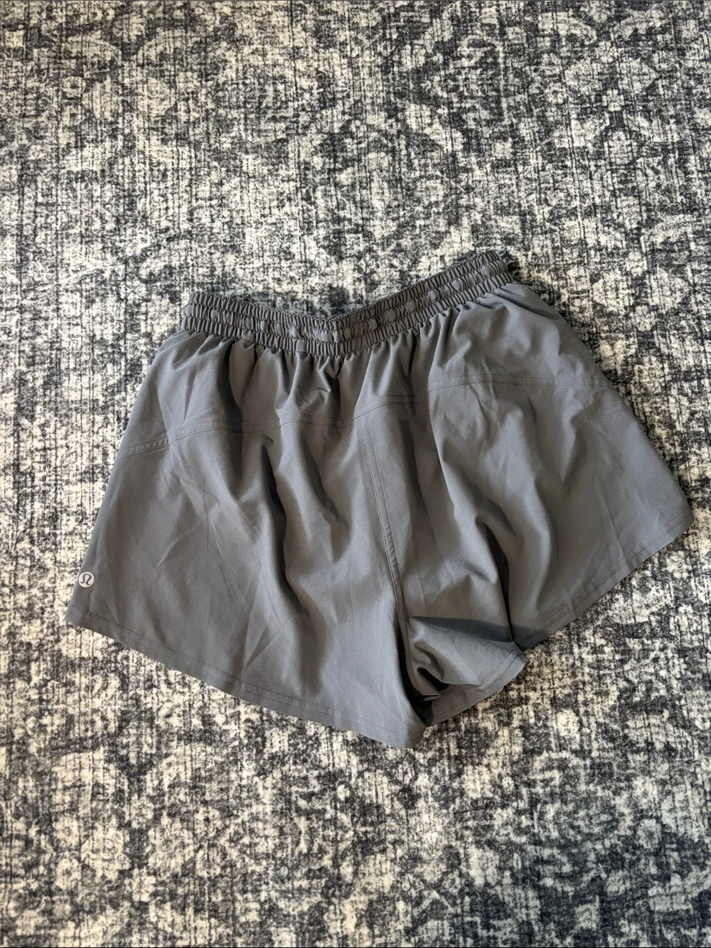 Lululemon Women’s Pace Rival Short 3” - size 4 - solar grey